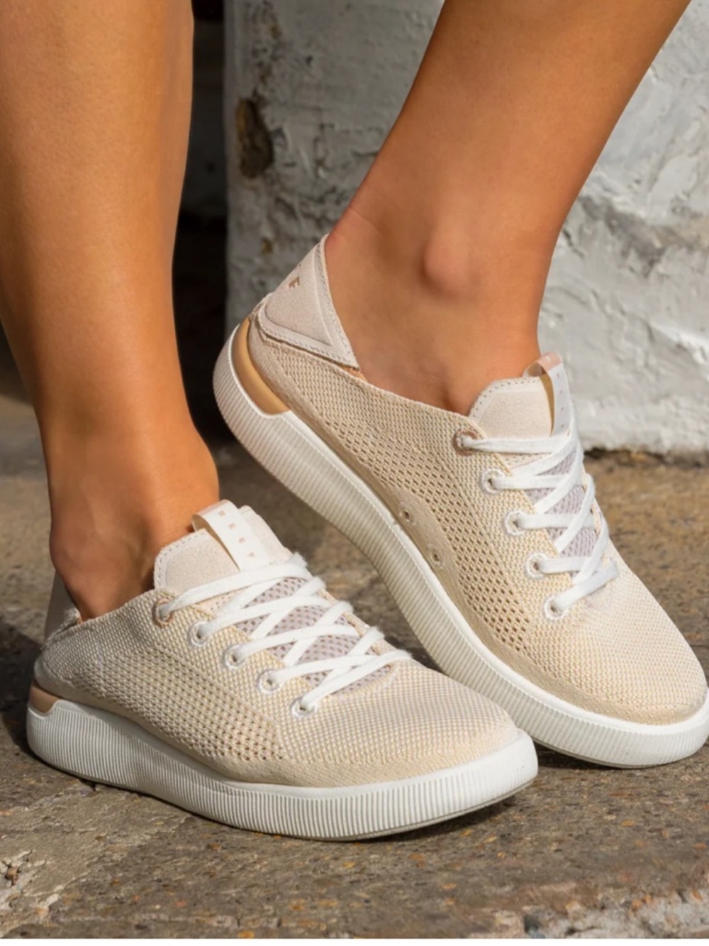 Reef Neptune  Light Cream (Vintage) Knit Lace-Up Sneakers